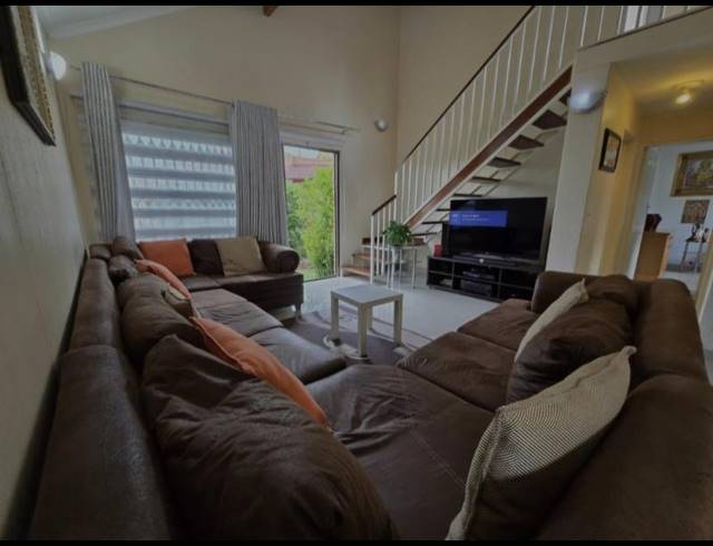 3 BEDROOM TOWNHOUSE FOR SALE IN BASSONIA